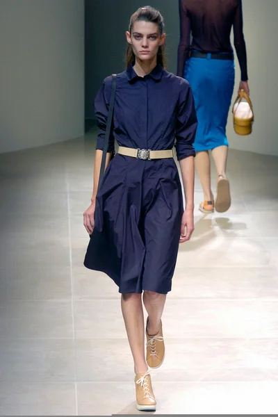 Look 24